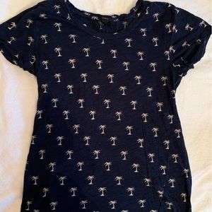 Set of kids crew cuts tshirts, one Navy with palm trees, one light pink